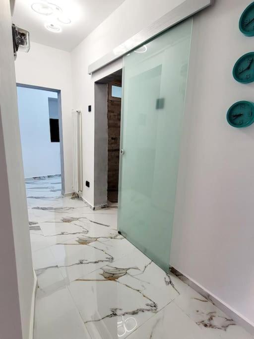 Modern Studio At Unirii Βουκουρέστι Εξωτερικό φωτογραφία